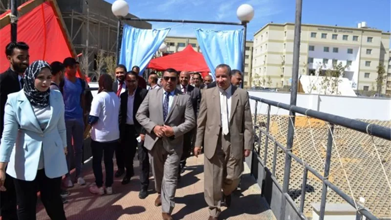 رئيس جامعة السويس يشهد حفل استقبال الطلاب الجدد بكلية الثروة السمكية بالصور