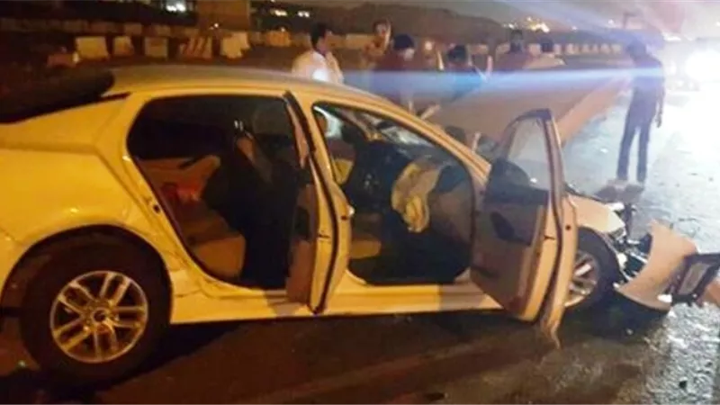 إنقلاب سيارة ملاكى بأربعة أشخاص بمركز بلاط فى الوادى الجديد