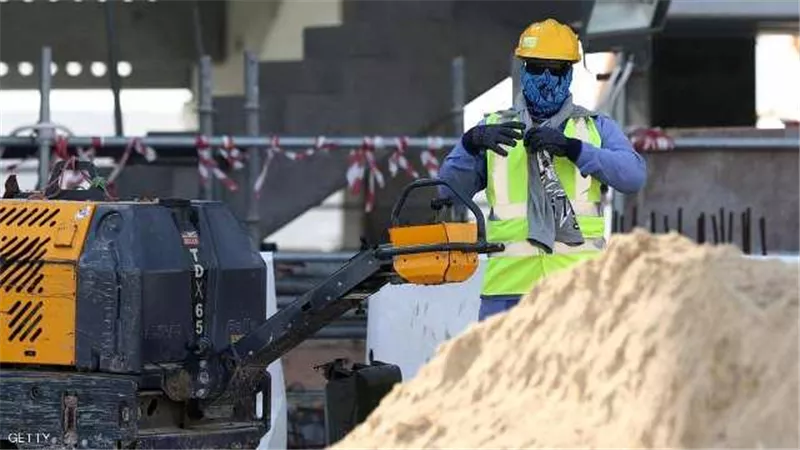 ضحايا مونديال قطر.. وفيات مفاجئة لمئات العمال بالدوحة