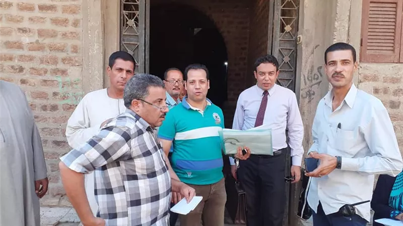 سحب 818 عينة في مسح شامل لمرض الملاريا بقرية أم القصور بأسيوط