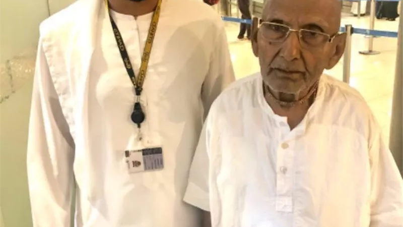معمر هندي يثير الجدل .. عمره أكبر من الإمارات بـ3 مرات