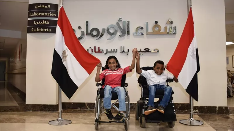 أصحاب الهمم يدعمون مرضى السرطان بمستشفى شفاء الأورمان بالأقصر
