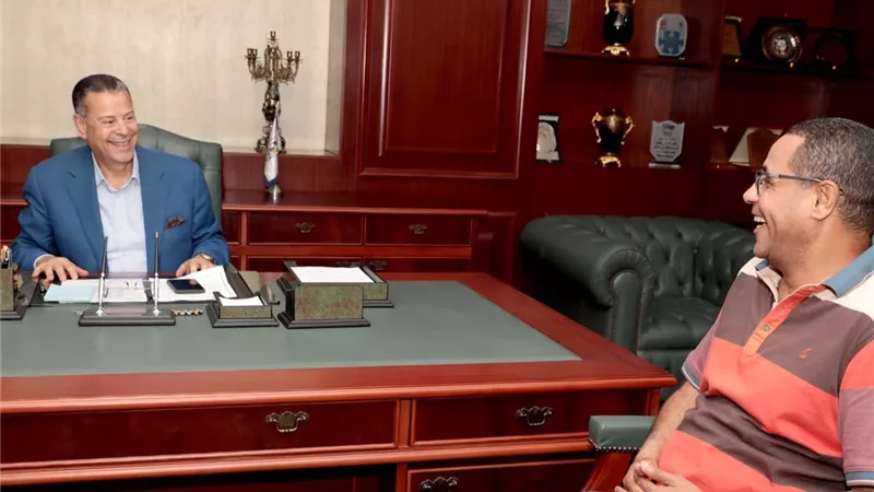 محافظ بني سويف يهنئ توني لاختياره عضوا في لجنة الحكام بإتحاد كرة القدم