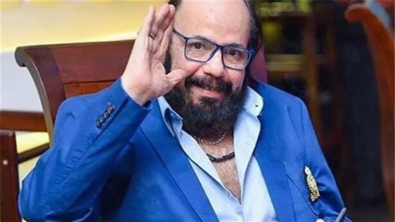 تشيع جنازة الفنان طلعت زكريا من مسجد العمري بالاسكندرية اليوم