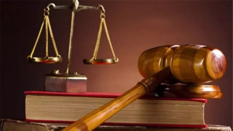 محكمة فى بنجلاديش تأمر بالقبض على مؤسس بنك حائز على 