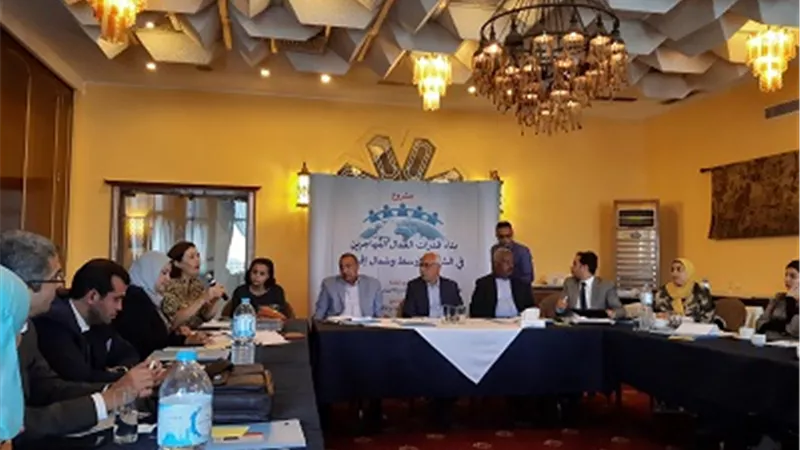 بالصور.. العمال المصرى والدولى للبناء والاخشاب يوكدان . مصربلد مرحب بالعمالة المهاجرة