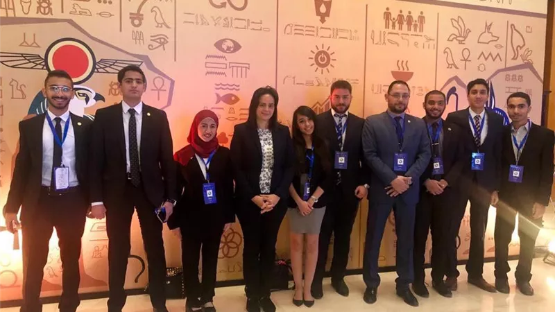 طلاب الأكاديمية العربية يشاركون بالملتقى الثامن للمسئولية المجتمعية