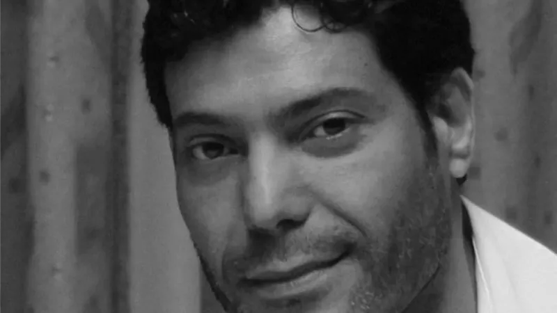 هلال ونور ارناؤوط ينعيان وفاة شوقي الماجري مخرج اخر أعمالهم دقيقة صمت