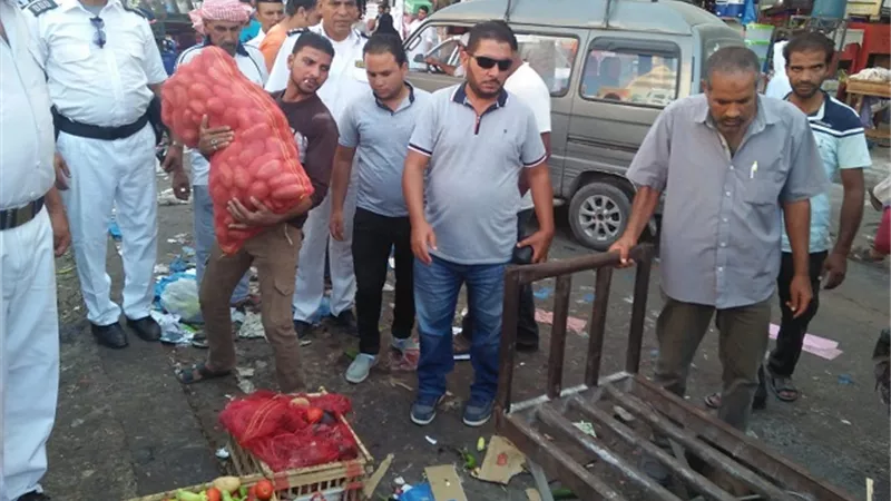 إزالة إشغالات الباعة الجائلين في شارع ليبيا بمرسى مطروح