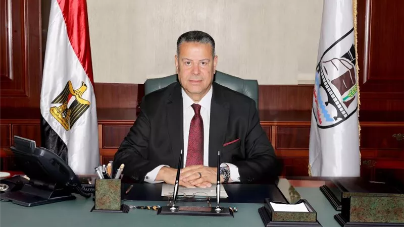 تطوير أداء العاملين بالجهاز الإداري ببنى سويف
