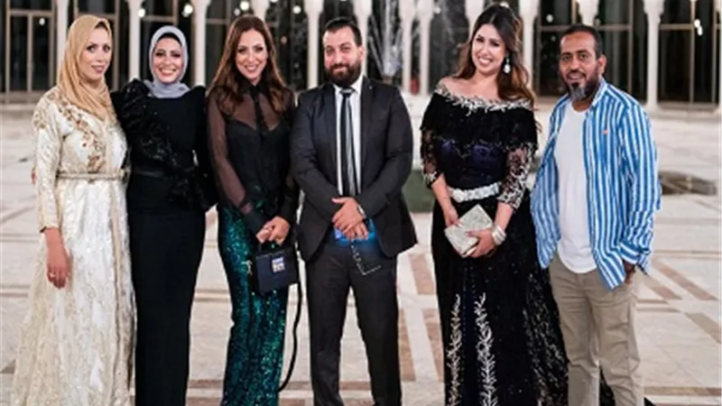 تكريم البارودى وعز ويحيى على هامش مهرجان الايام الدولية بالجزائر