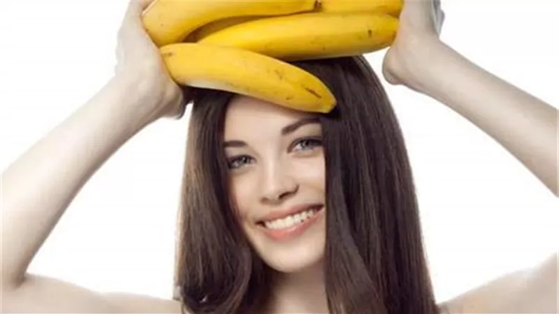 ماذا يحدث عند وضع موزة على شعرك؟