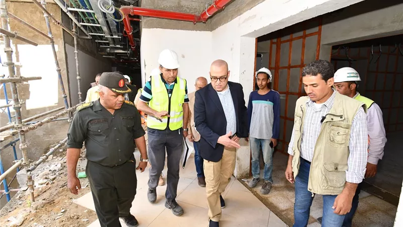 وزير الإسكان يختتم جولته بالعاصمة الإدارية الجديدة بتفقد الحى الحكومي.. صور