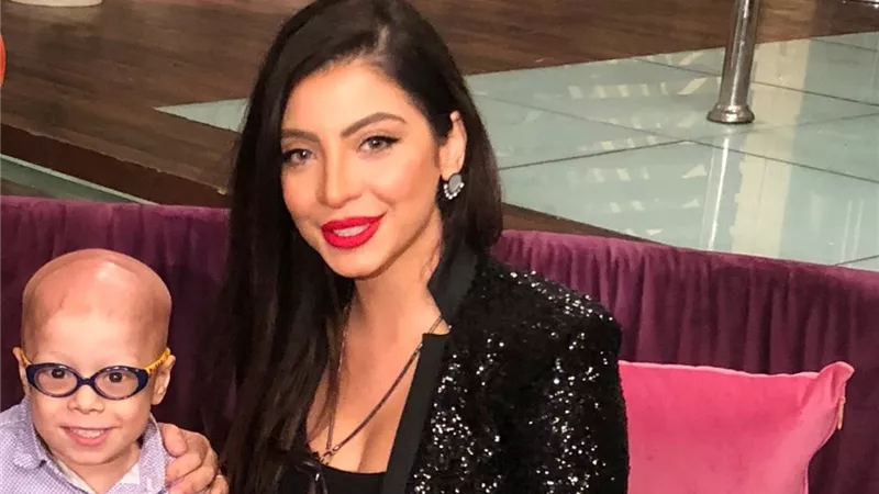 تعرف على أمنية آدم الذي طرد من الحضانه بسبب مرضه.. فيديو