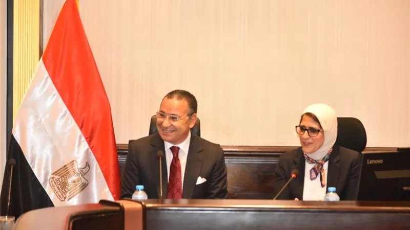 وزيرة الصحة تبحث تنفيذ مستشفيات ووحدات سابقة التجهيز مع إحدى الشركات الإيطالية