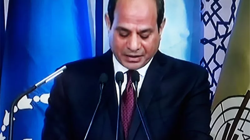 السيسى : انتصارات اكتوبر باتت علامة فارقة فى تاريخ العلوم العسكرية