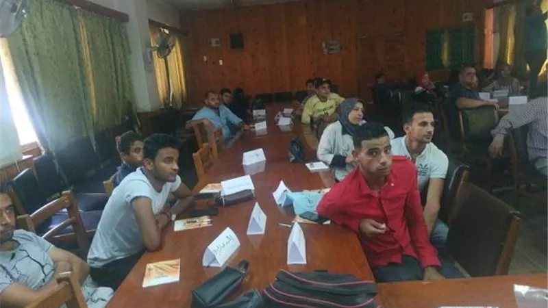 انطلاق الدورة السادسة لمطبقي المبيدات الزراعية في الإسماعيلية ..صور
