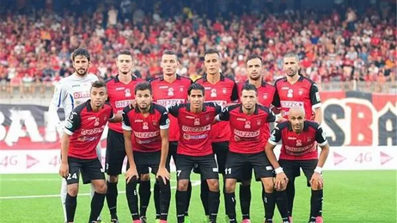 اتحاد العاصمة الجزائرى يعلن تجميد أنشطته الرياضية.. تعرف على السبب