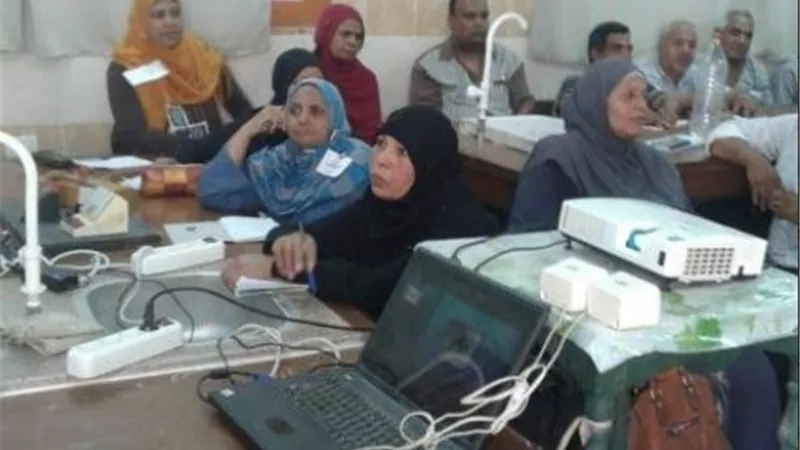 دورة لتنمية مهارات موجهى وأمناء المعامل بمنطقة الأقصر الأزهرية