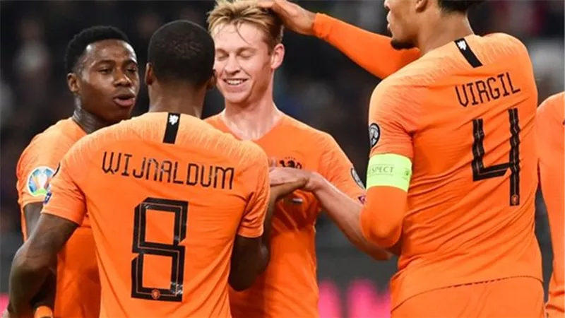 زميل محمد صلاح يقود هولندا للفوز على بيلاروسيا في تصفيات يورو 2020..