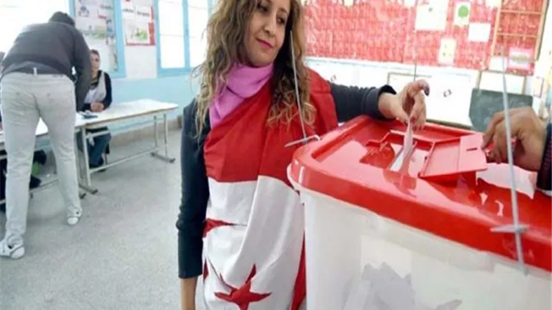هيئة الإنتخابات التونسية: 57.8 % نسبة المشاركة في الجولة الرئاسية الثانية