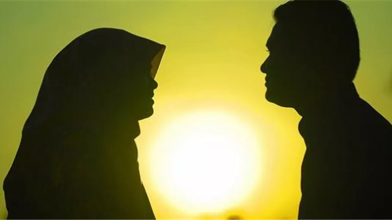 ما حكم من حلف على زوجته بعدم الذهاب لأهلها ويريد التراجع.. الأزهر يجيب