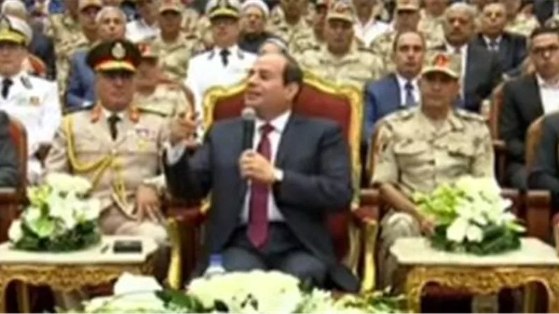 السيسى : علاقة الجيش والشعب أبدية