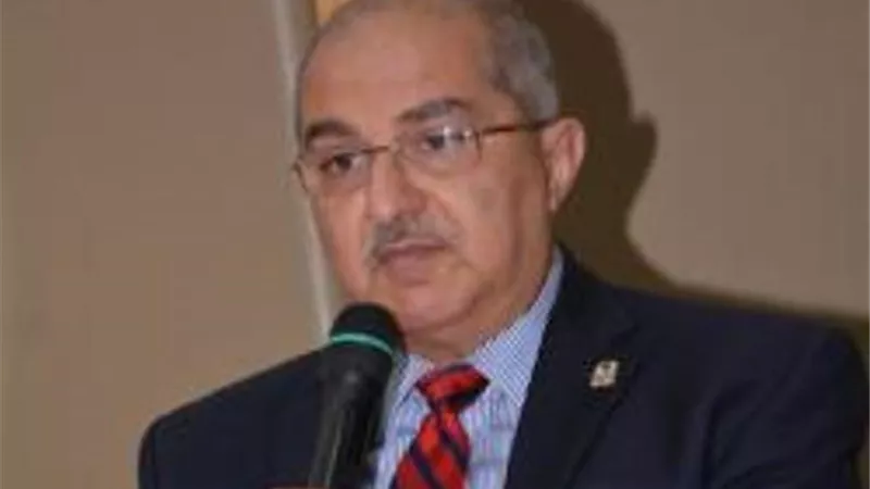 رئيس جامعة أسيوط يفتتح نادي الأنشطة الطلابية وملحق النادي الاجتماعي