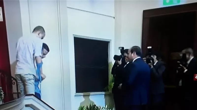 السيسى يكرم ابطال القوات المسلحة