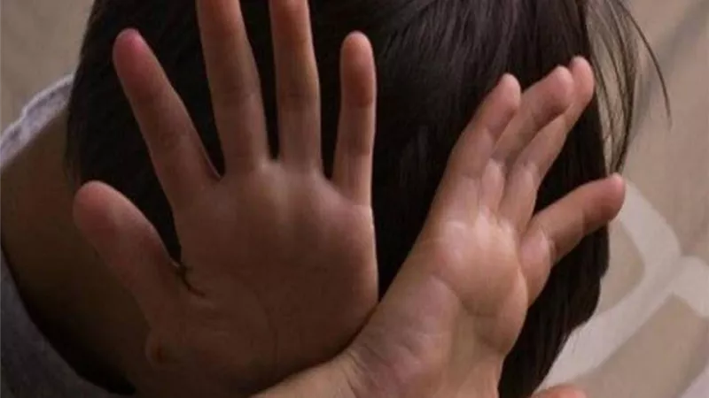 مأساة .. اعتداء وتعذيب بمدرسة داخلية .. والشرطة تنقذ مئات الطلاب