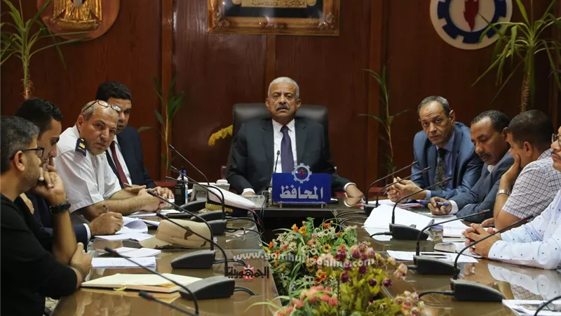 تقنين أوضاع عدد من الأراضي الزراعية والمباني بمحافظة السويس