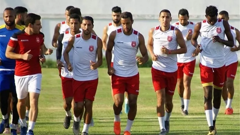 عاصفة قوية تضرب 