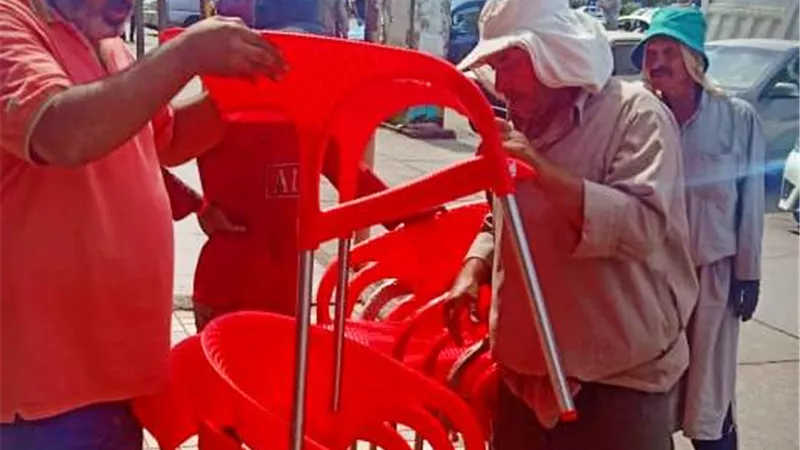 جهاز دمياط الجديدة يشن حملة على المخالفات بالتعاون مع شرطة التعمير بالصور