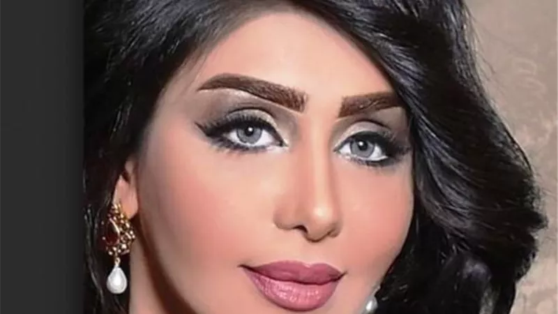 إبن هنادي الكندري يتعرض للطعن
