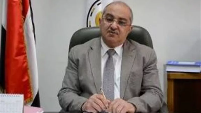 رئيس جامعة و نقيب صيادلة أسيوط يحتفلون بيوم الخريجين للدفعة الرابعة والخمسون الدفعة التاسعة للصيدلة الإكلينيكية