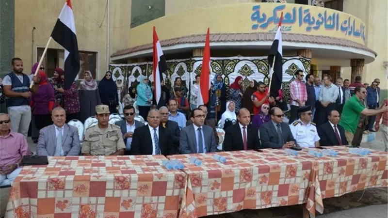 مدرسة السادات ايقونة الاحتفال بالعيد القومي للإسماعيلية ..صور