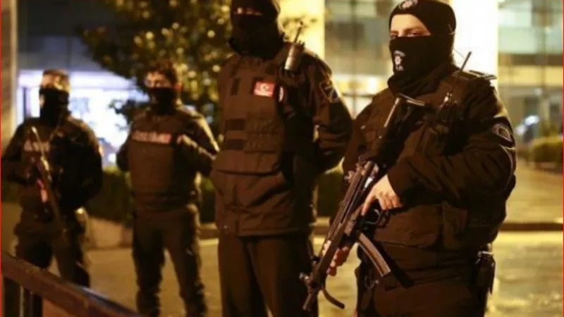 لانتقادهم الحملة العسكرية على سوريا ..اعتقال 186 تركيًّا