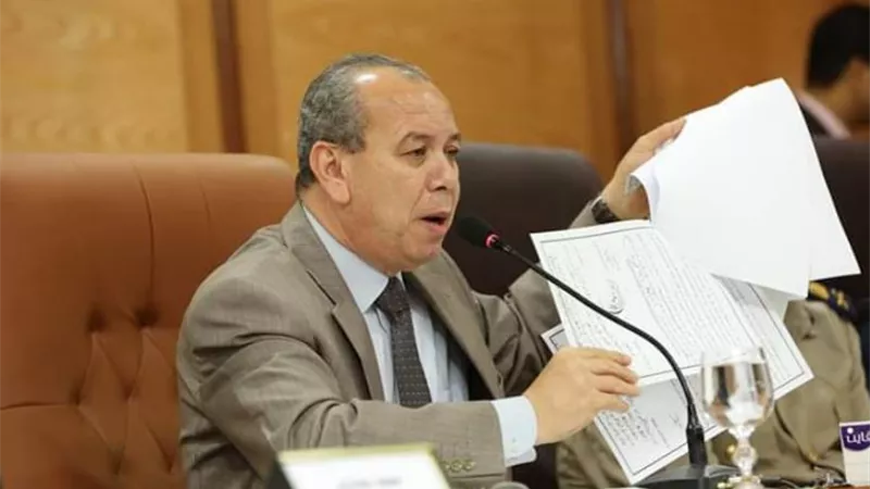 محافظ كفر الشيخ يعطي مهلة لرؤساء الوحدات المحلية لأنهاءاستيفاء عقود التقنين
