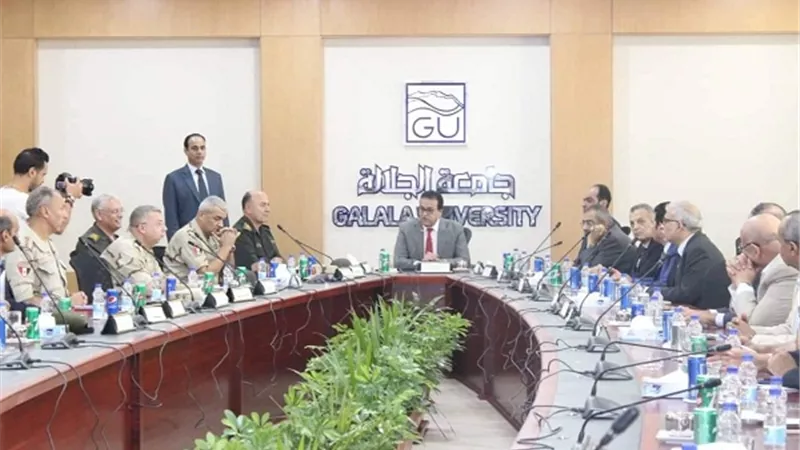 وزير التعليم العالي يترأس الاجتماع الدوري لمجلس المشروعات القومية