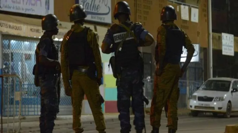 فرض حظر التجوال ببوركينا فاسو بعد هجوم على مسجد أودى بحياة 16 شخصا
