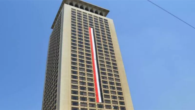 الخارجية تطالب المصريين الراغبين في السفر للخارج الا تقل صلاحية جواز السفر عن ٦ شهور