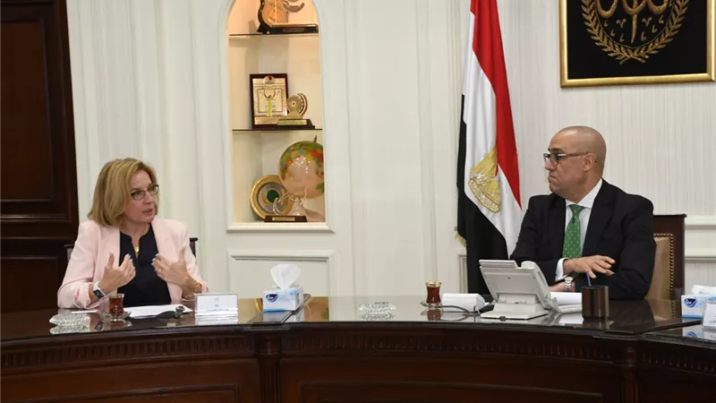 الإسكان: البنك الدولى يُشيد بأداء وحدة إدارة المشروعات بالوزارة واحترافيتها