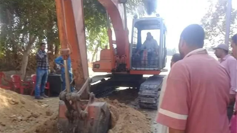 استئناف مشروع الصرف الصحي ببداري أسيوط 