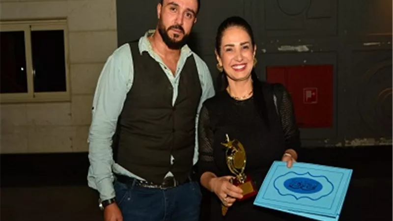 تكريم أمل رزق في مهرجان 