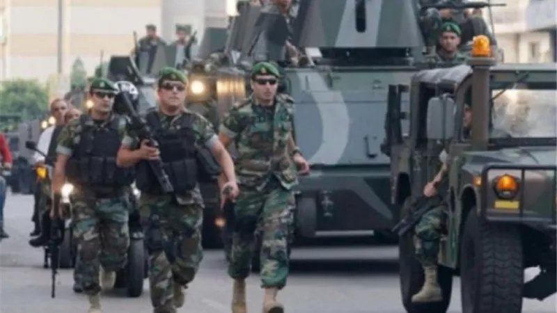 الجيش اللبناني ينحاز للمتظاهرين