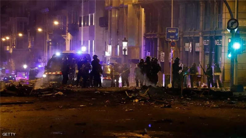 بعد أسوأ ليالي برشلونة.. زعيم كتالونيا يدعو للحوار