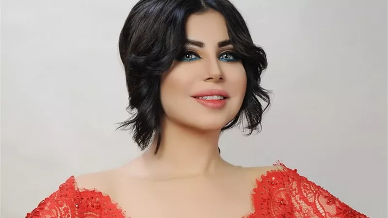حليمة بولند تثير ضجة بعد تمزق فستانها.. فيديو