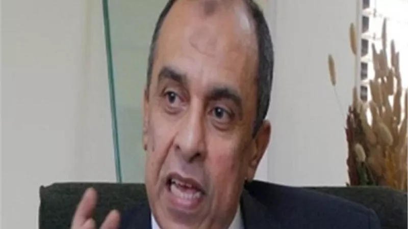 وزير الزراعة يكلف 