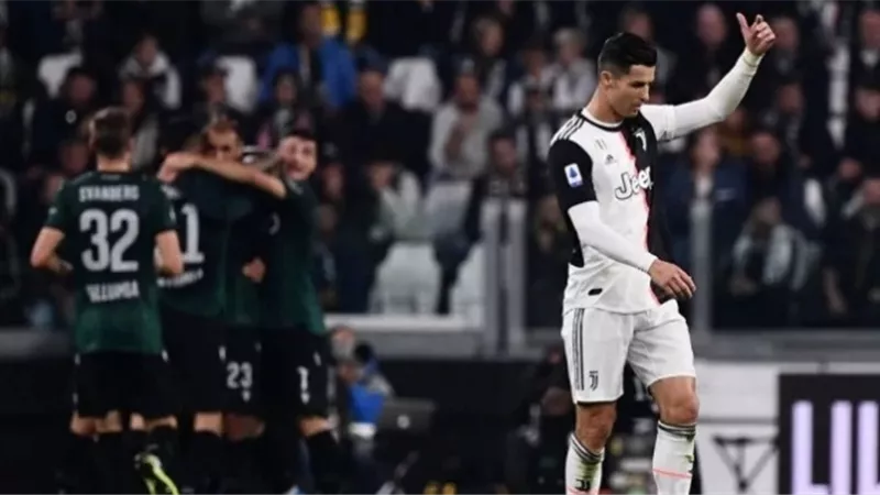 رونالدو يمزق شباك بولونيا