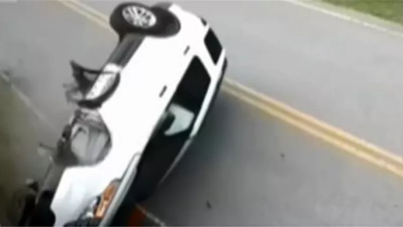 اصابة 7 اشخاص في حادث انقلاب سيارة بالبحيرة
